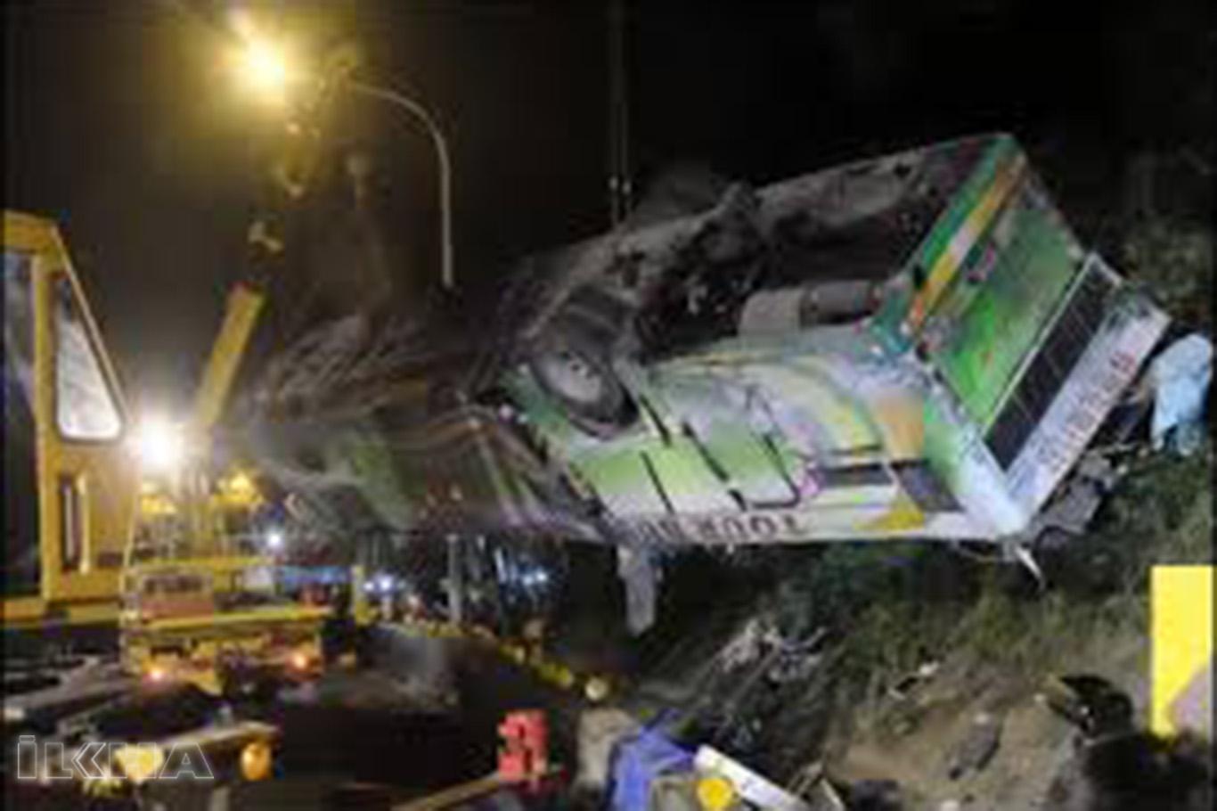 Bus crash in North Korea kills 36 people